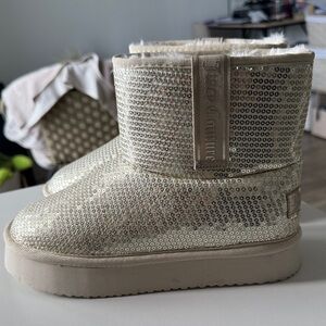 Juicy Couture Kids Gold Sequin Boots